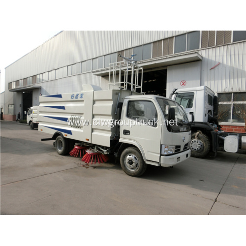 Runway vacuum road sweeper truck